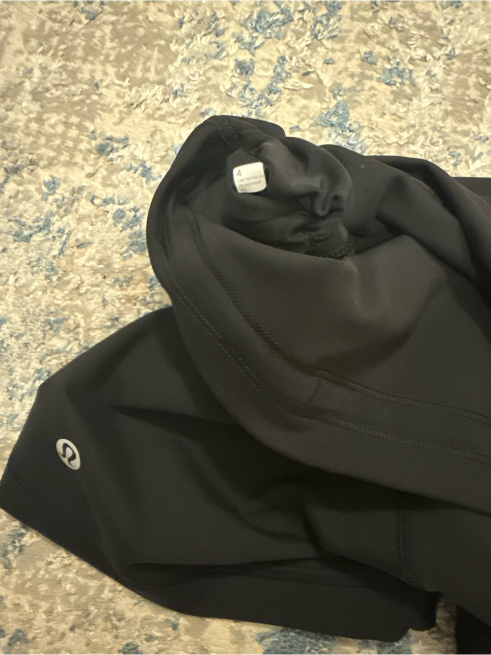Lululemon Wunder Train High Rise Short 4” - Picture 3 of 3